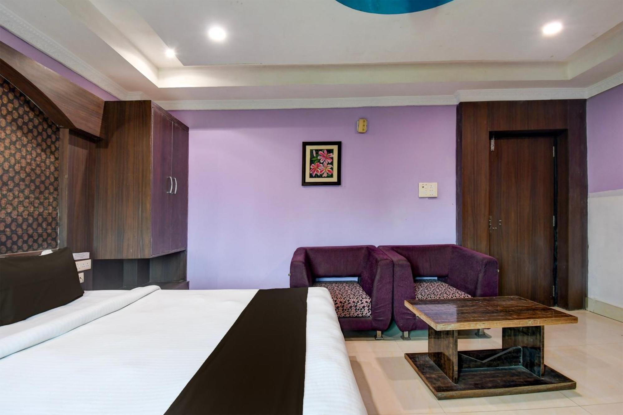 Hotel O Blue Royal Μπουμπάνεσβαρ Εξωτερικό φωτογραφία