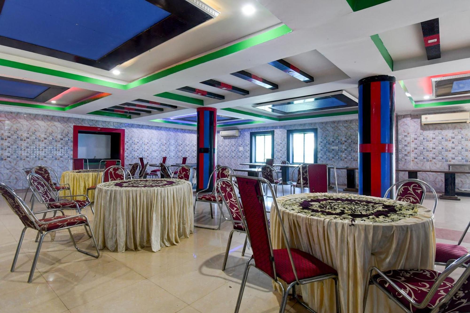 Hotel O Blue Royal Μπουμπάνεσβαρ Εξωτερικό φωτογραφία